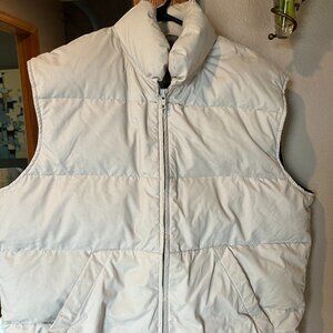 Eddie Bauer Medium Mens Goose Down vest.